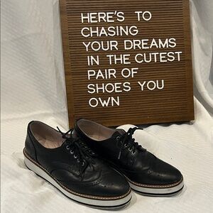 Shelly’s London Black Leather Oxford